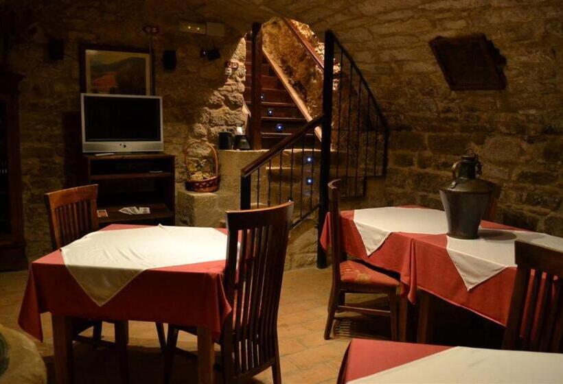 Отель Posada Abadia De Sietamo