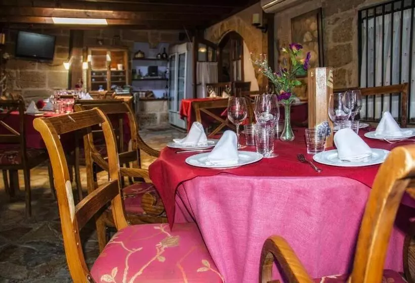 فندق Posada Abadia De Sietamo