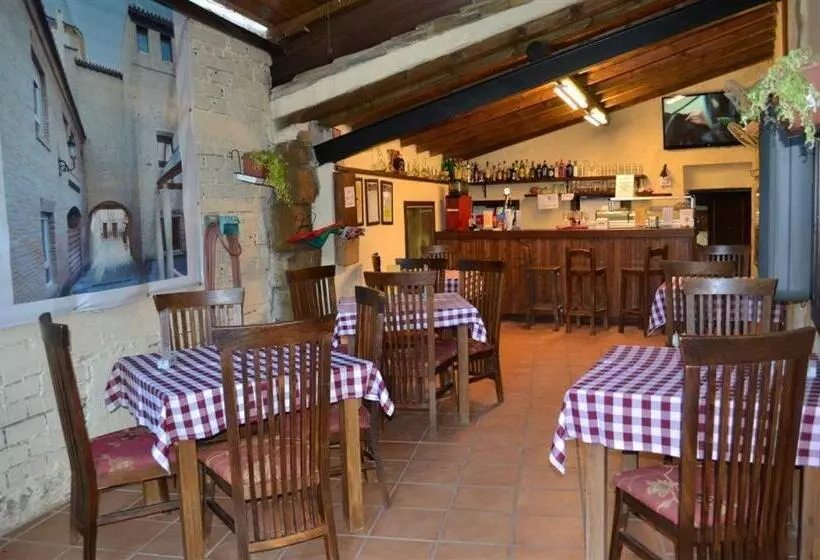 فندق Posada Abadia De Sietamo