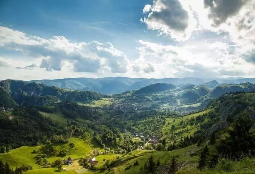 Отель Predeal Comfort Suites