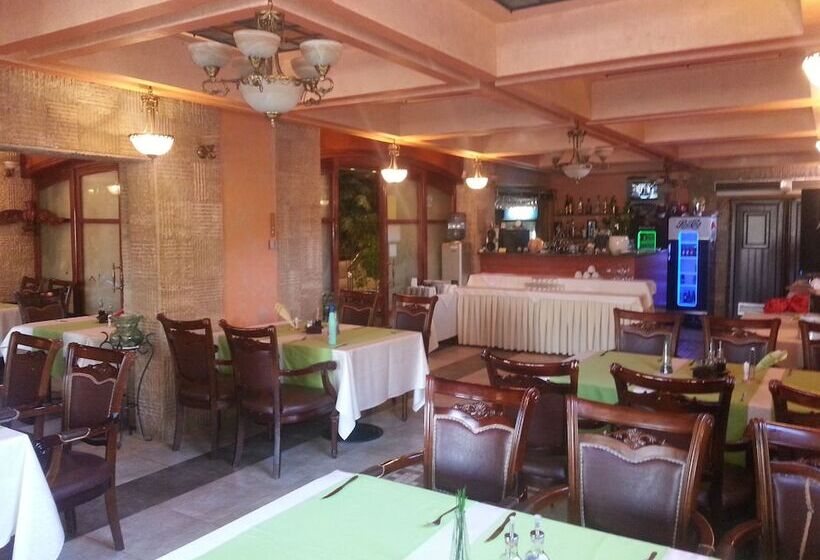 בית מלון כפרי Predeal Comfort Suites