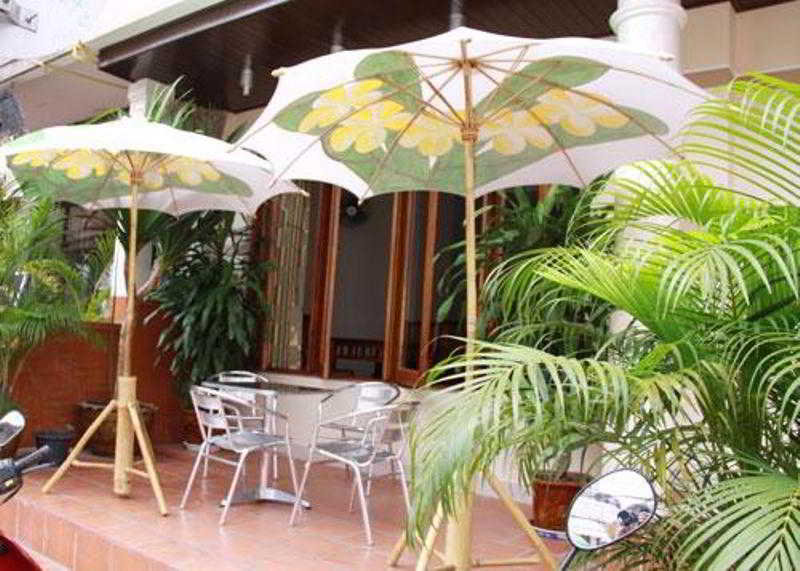 ホテル Sinnakhone