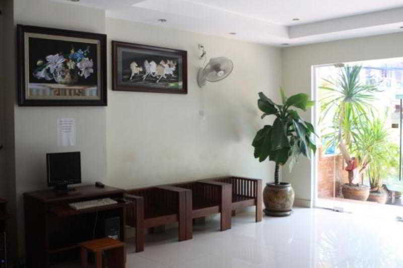 ホテル Sinnakhone