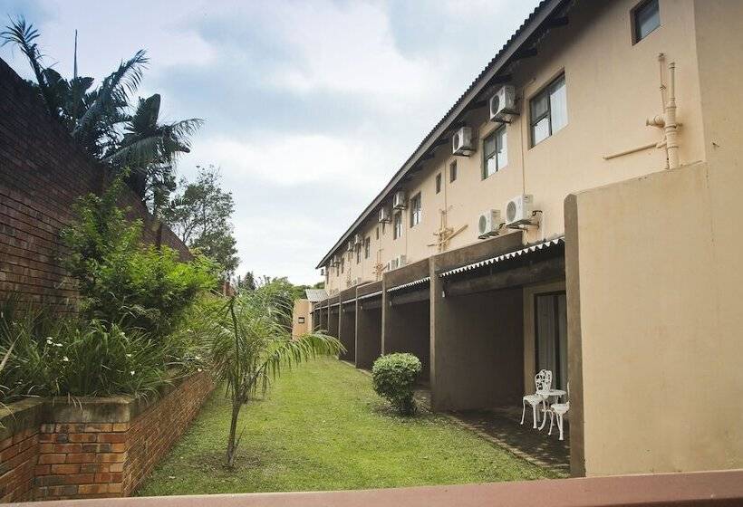 בית מלון כפרי St Lucia Lodge