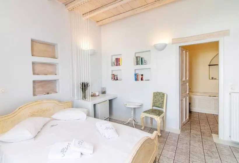 هتل Vincenzo Family Rooms