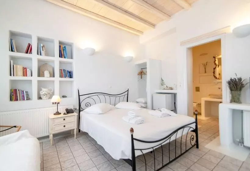 هتل Vincenzo Family Rooms