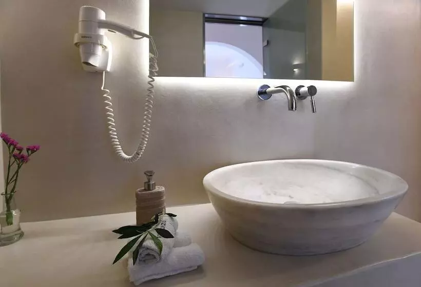 هتل Vincenzo Family Rooms