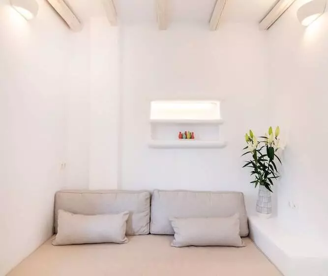 هتل Vincenzo Family Rooms