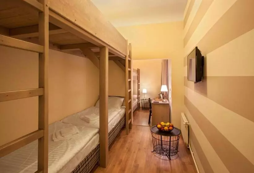 پانسیون Residence Corto Old Town