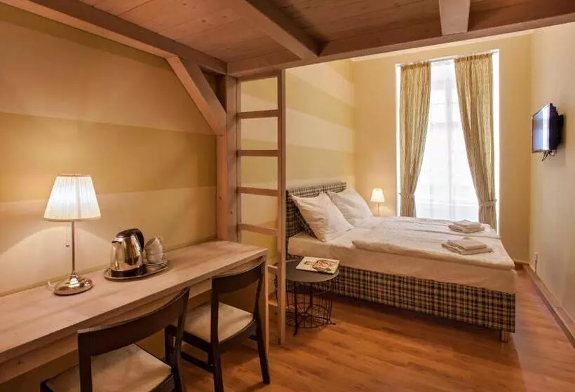 پانسیون Residence Corto Old Town