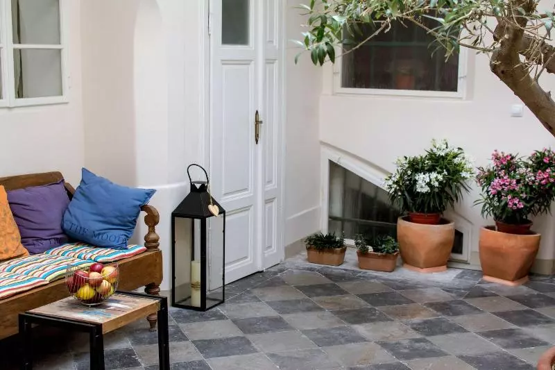 پانسیون Residence Corto Old Town