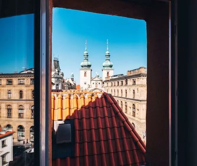 پانسیون Residence Corto Old Town