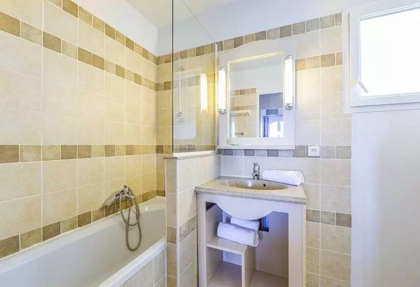 レジデンス Village Pierre & Vacances Le Rouret