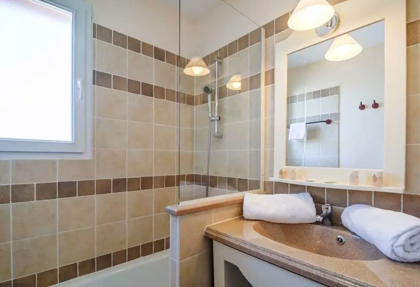 レジデンス Village Pierre & Vacances Le Rouret