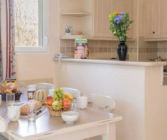 レジデンス Village Pierre & Vacances Le Rouret