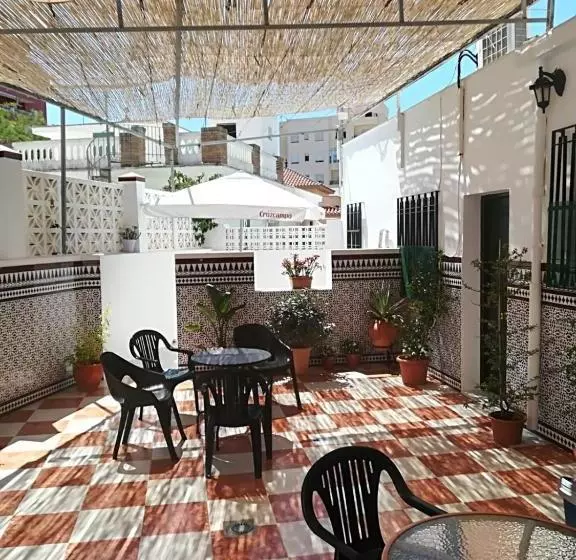 Hostal Avenida By Bossh! Hotels