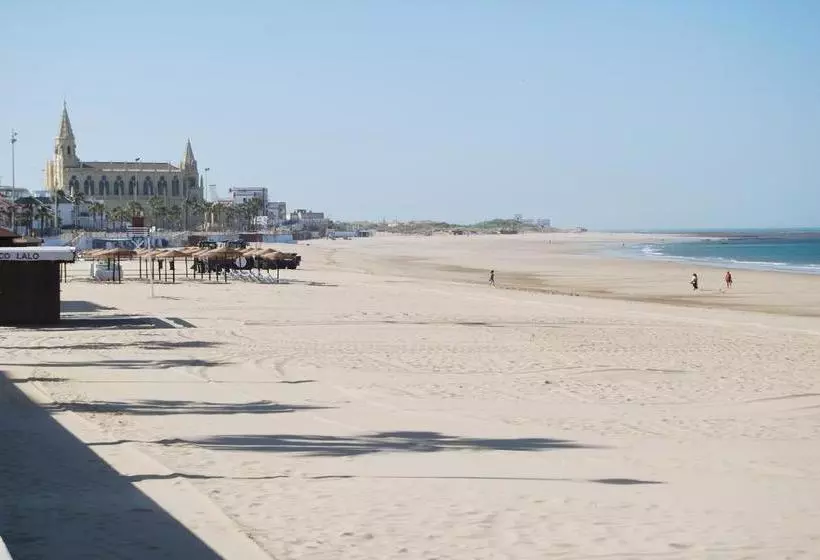 Hostal Avenida By Bossh! Hotels