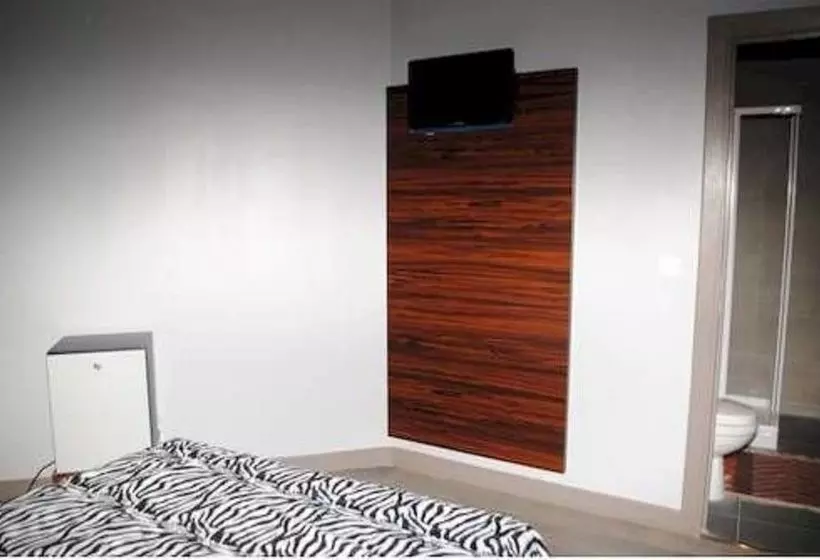 ホテル Hôtel De Ménilmontant