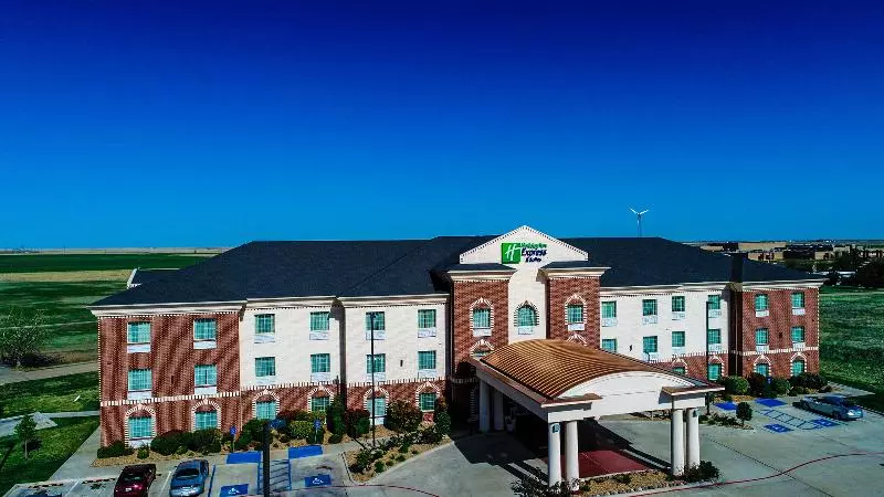 Holiday Inn Express Hotel & Suites Pampa, An Ihg