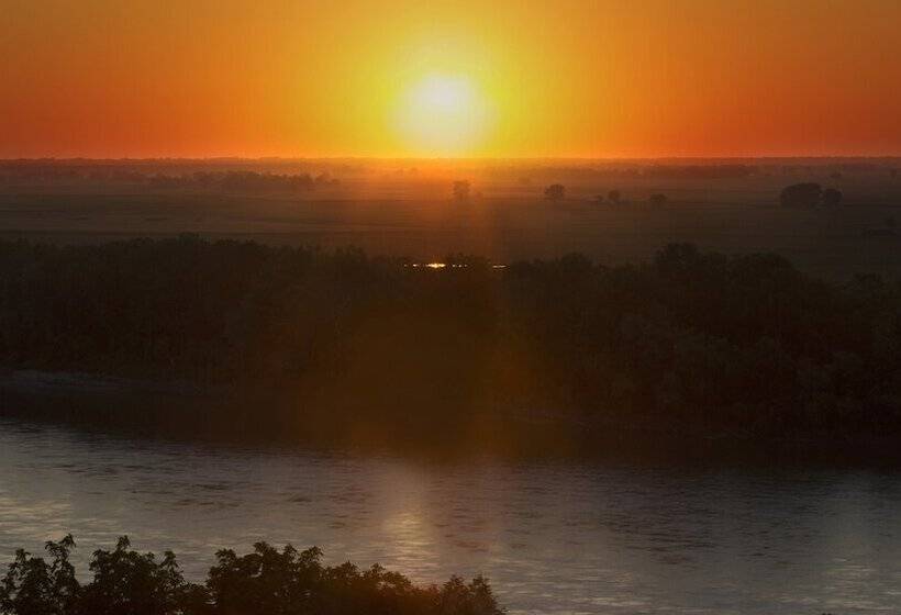 فندق Holiday Inn Express Boonville, An Ihg