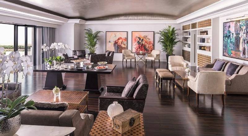 호텔 Jing An Shangrila, Shanghai