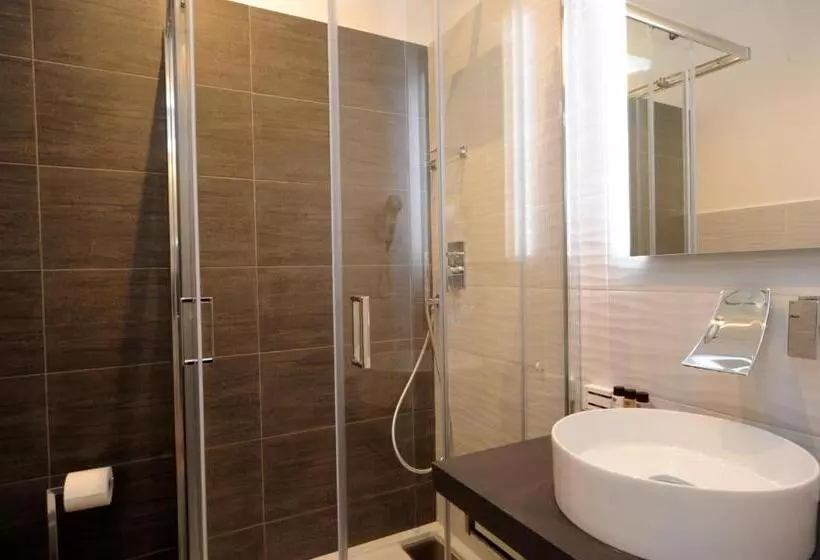 هتل My Suites Piazza Di Spagna