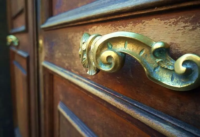 هتل My Suites Piazza Di Spagna