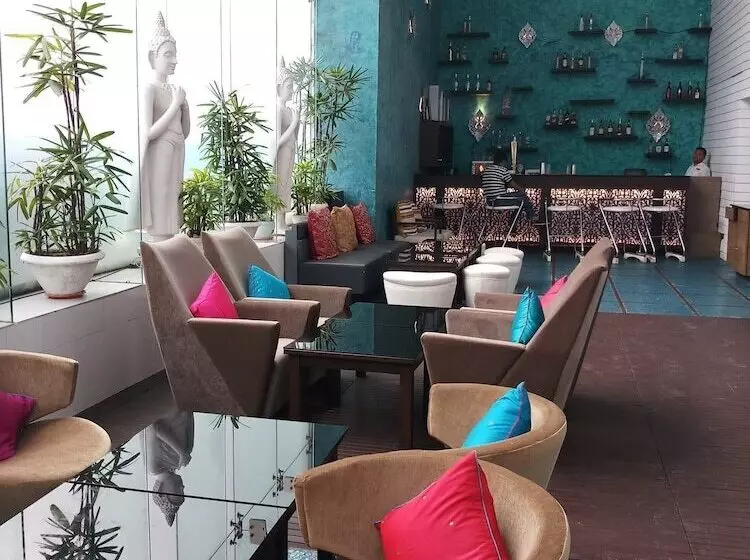 Отель Hyatt Centric Ballygunge Kolkata