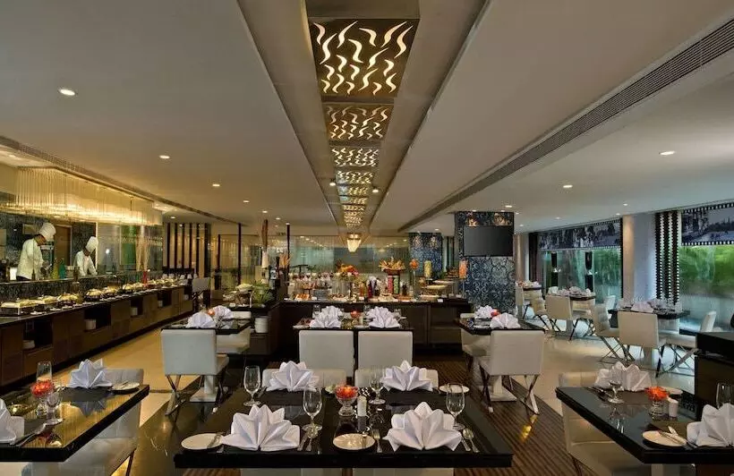 Отель Hyatt Centric Ballygunge Kolkata