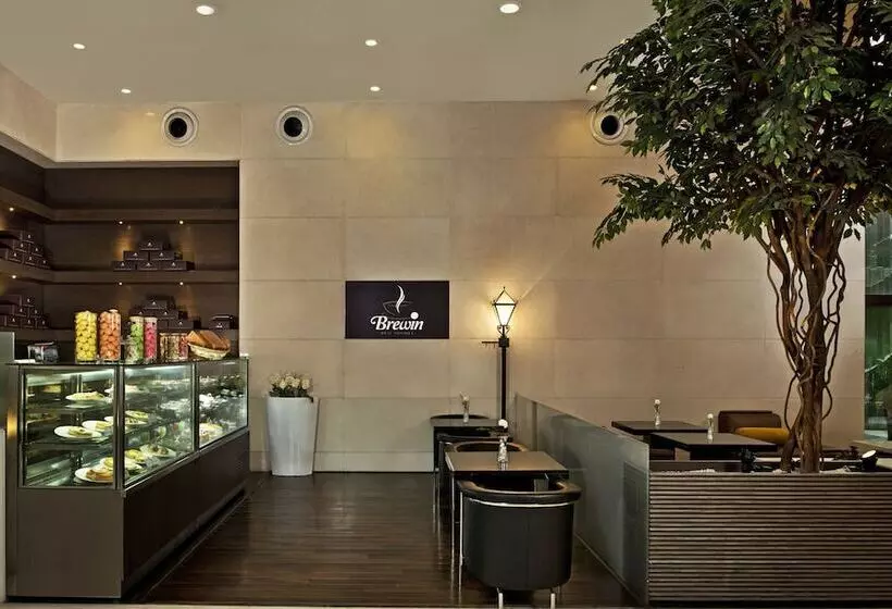 Отель Hyatt Centric Ballygunge Kolkata