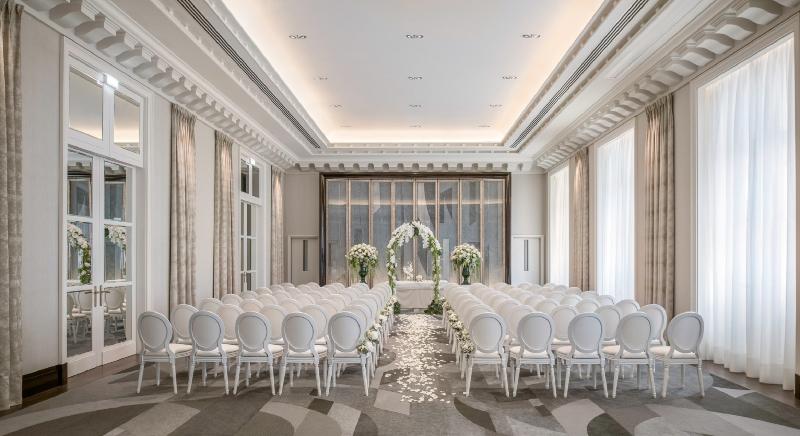 ホテル The Peninsula Paris