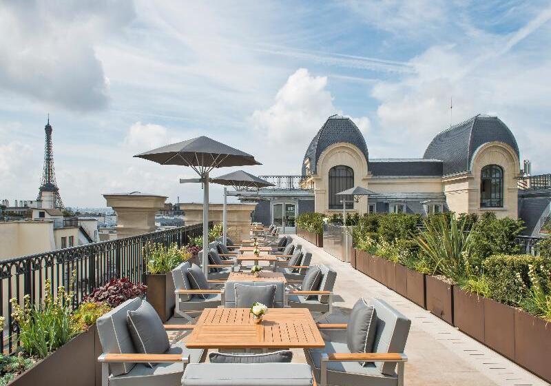 ホテル The Peninsula Paris