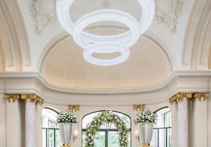 ホテル The Peninsula Paris