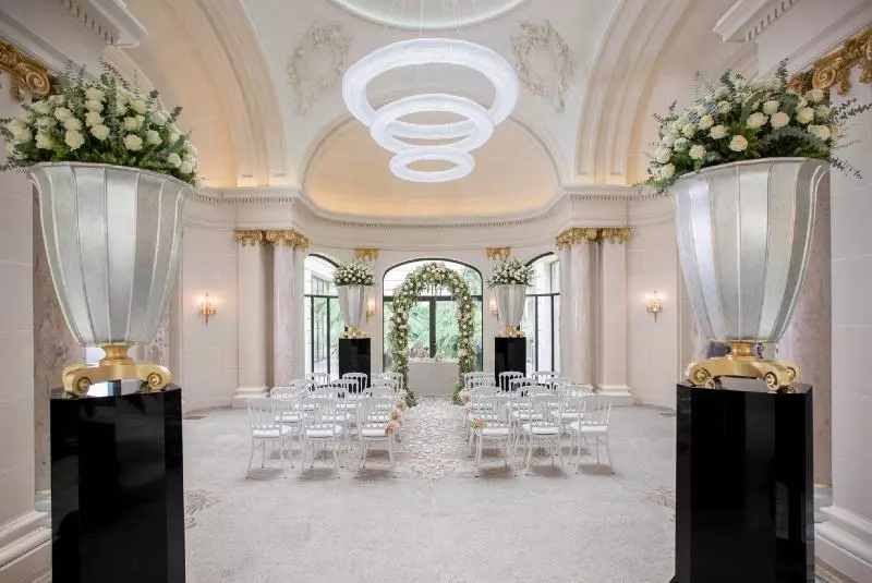 ホテル The Peninsula Paris