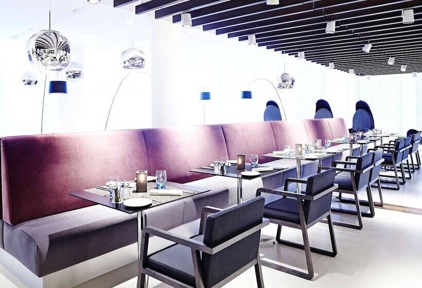 Novotel London Brentford