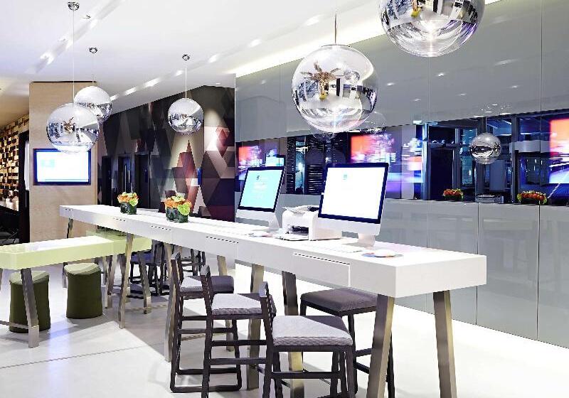 Novotel London Brentford