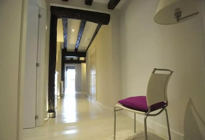 پانسیون Artea Narrika