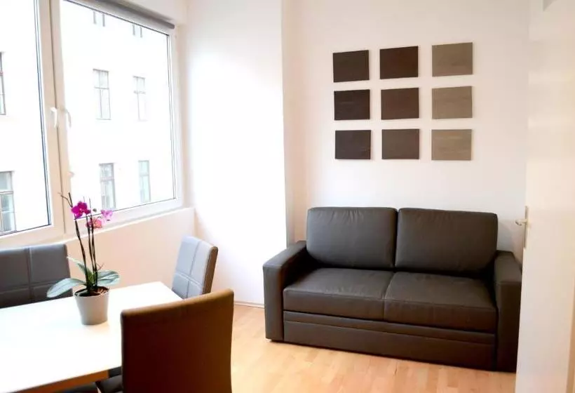 Vienna Inn Apartments