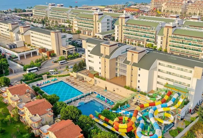 Crystal Waterworld Resort & Spa - Ultimate All Inclusive
