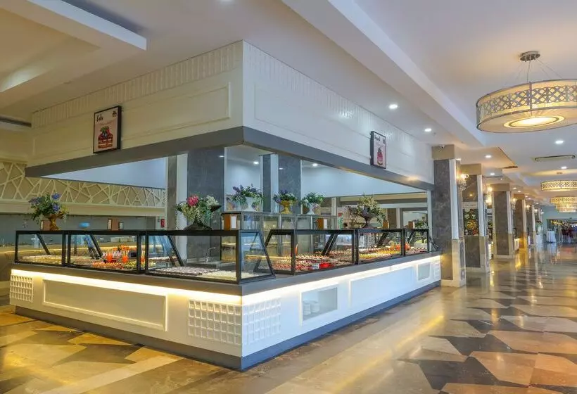 Crystal Waterworld Resort & Spa - Ultimate All Inclusive