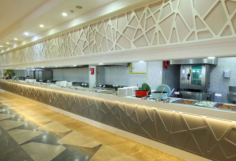 Crystal Waterworld Resort & Spa - Ultimate All Inclusive