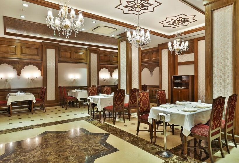 Crystal Waterworld Resort & Spa - Ultimate All Inclusive