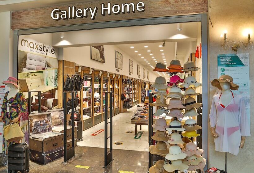 Crystal Waterworld Resort & Spa - Ultimate All Inclusive