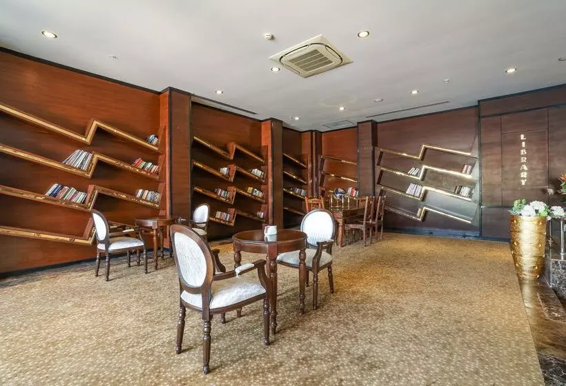 Crystal Waterworld Resort & Spa - Ultimate All Inclusive