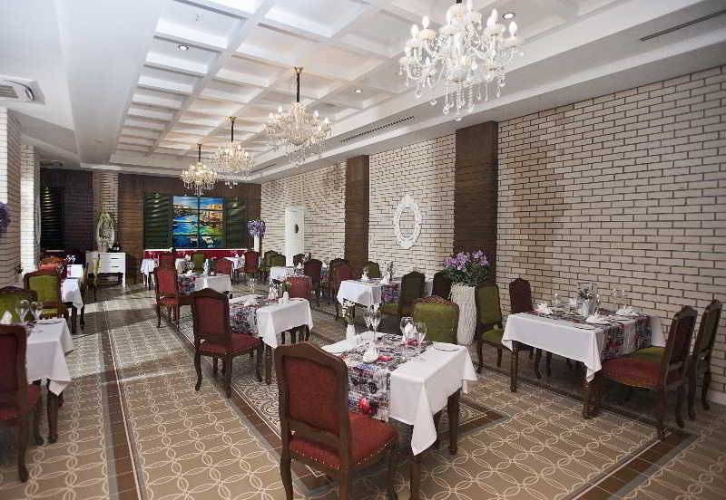 Crystal Waterworld Resort & Spa - Ultimate All Inclusive