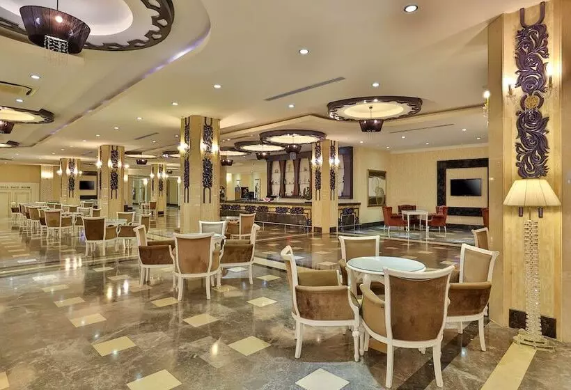 Crystal Waterworld Resort & Spa - Ultimate All Inclusive