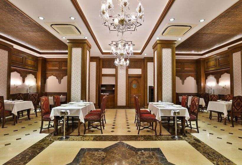 Crystal Waterworld Resort & Spa - Ultimate All Inclusive