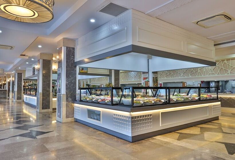 Crystal Waterworld Resort & Spa - Ultimate All Inclusive