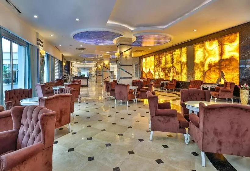 Crystal Waterworld Resort & Spa - Ultimate All Inclusive