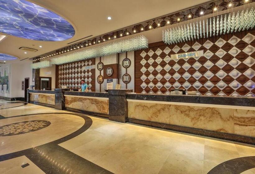 Crystal Waterworld Resort & Spa - Ultimate All Inclusive